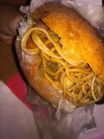 burger,chowmein