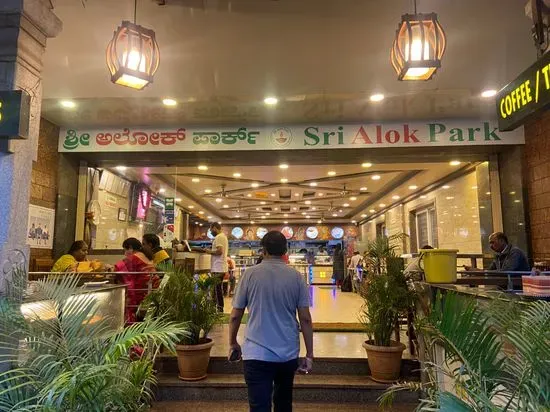 Restaurant Sri Alok Park