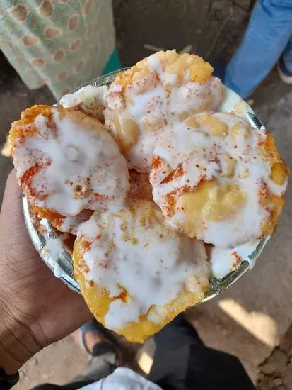 Pratapgarh Chaat Wala