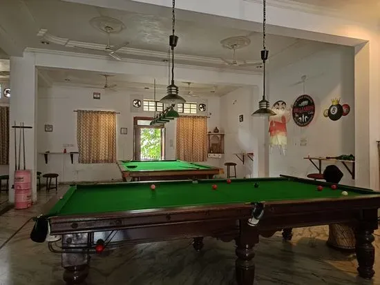 Udaipur billiards cafe