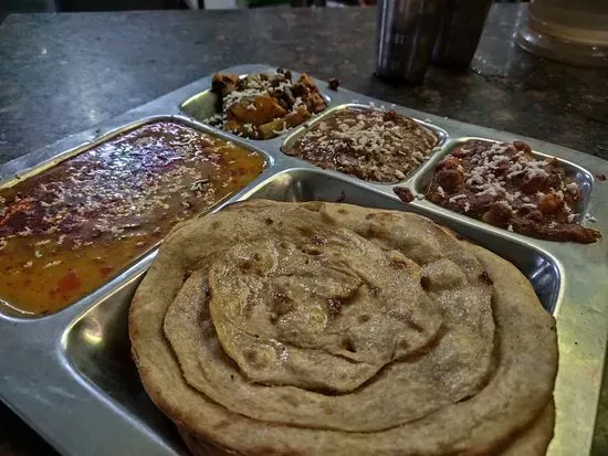 Maa Annapurna Shudh Shakahari Bhojan