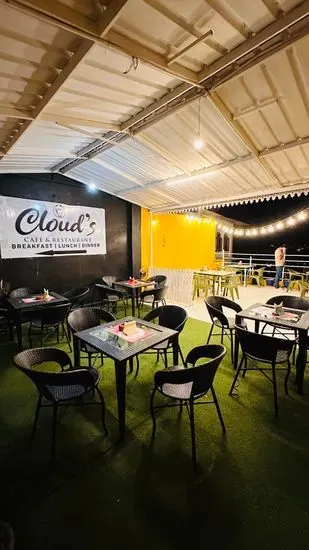 Clouds cafe & restaurant