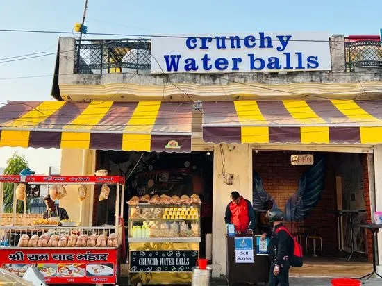 Crunchy Water Balls (Ram Chaat Bhandar)