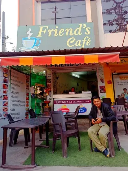 Friend's Cafe