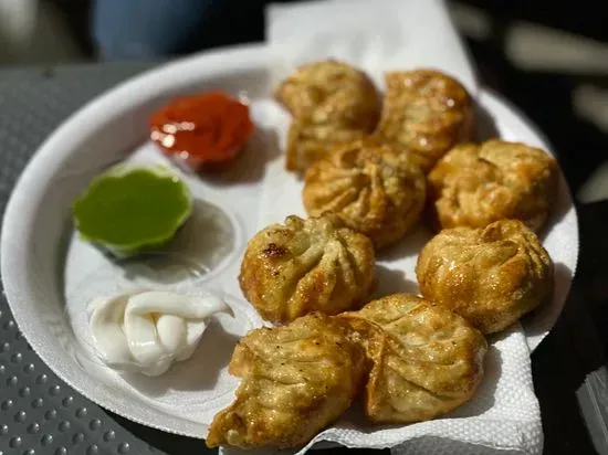 Food Storiezz - Authentic Momos, Chinese & More