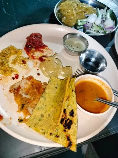 Manali Dhosa mahika vala