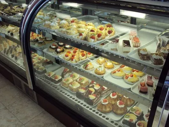 Suzie's Pastry Shoppe