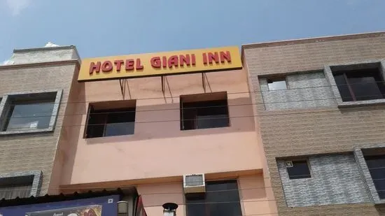 Hotel Giani Inn