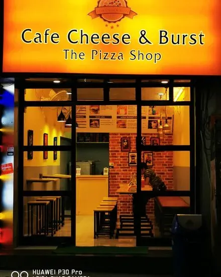 CAFÉ Cheese & Burst The Pizza Shop