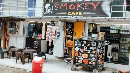 Smokey Cafe