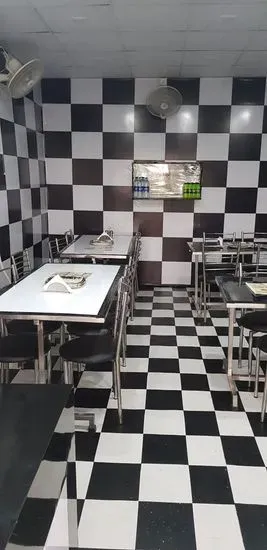 CHECKMATE RESTAURANT