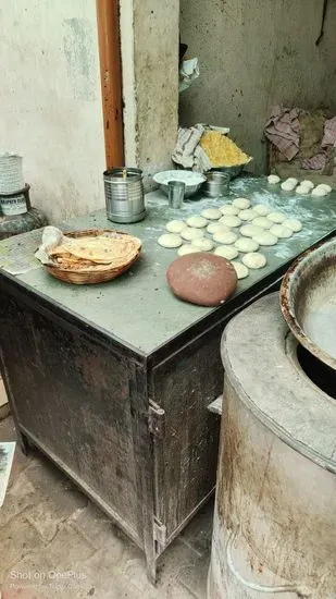 Krishna Chhole Bhature