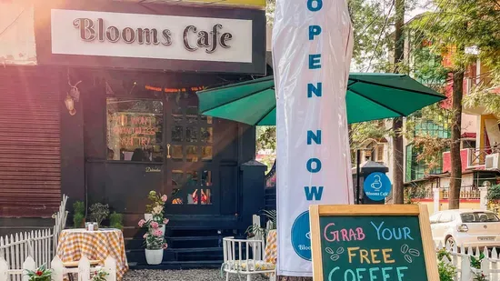 Blooms café