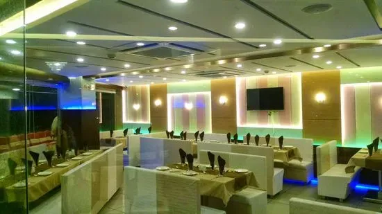 Savoury Restaurant and Banquet | Restaurant in Gandhinagar