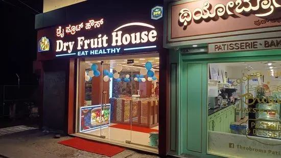 Theobroma Bakery and Cake Shop - Banashankari, Bengaluru