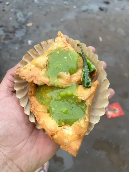 Kanhaiya Lal Samosa