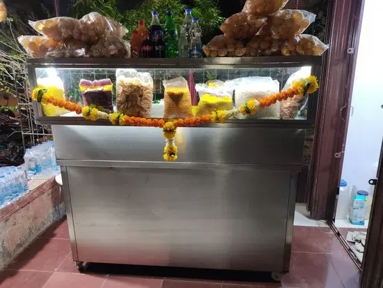 Gupta Panipuri Center