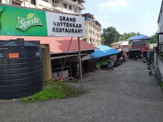 Grand Vattekkad Restaurant