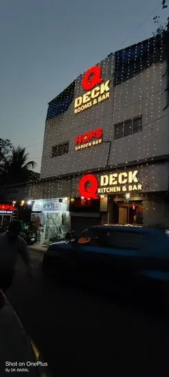 QDeck Kitchen & Bar