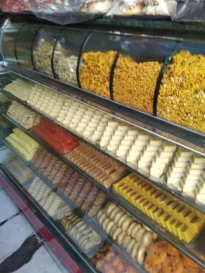 Sri Venkateshwara Sweets & Bakery