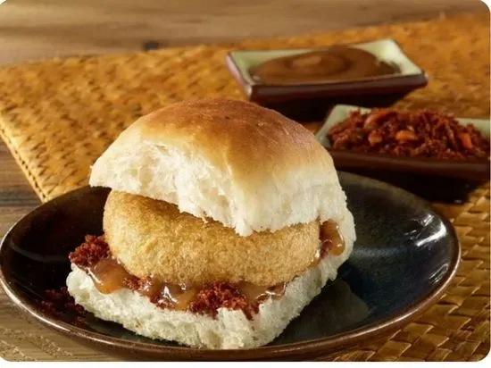 Mumbai vada pav no 1