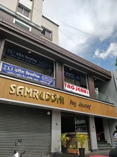 Samruddhi Veg Non Veg Family Restaurant