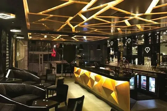 F-Lounge : Premium Lounge Dehradun