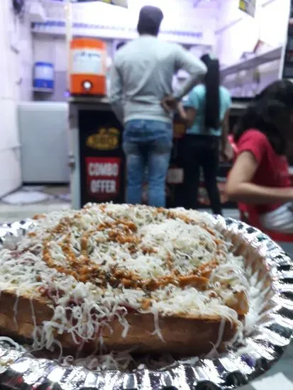 Sawliya Burger Dabeli (S.B.D)