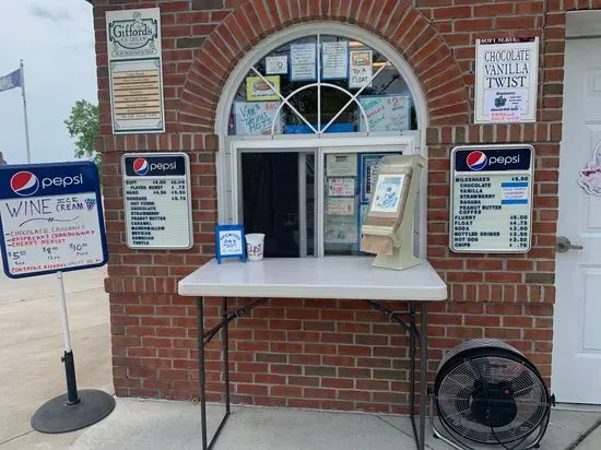 Long Pier Ice Cream & Rentals