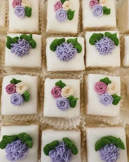 Southern Squares Petit Fours