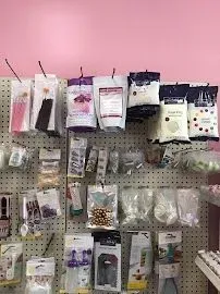 Lew's Heavenly Treats LLC Bakery and Bakers Supply Store