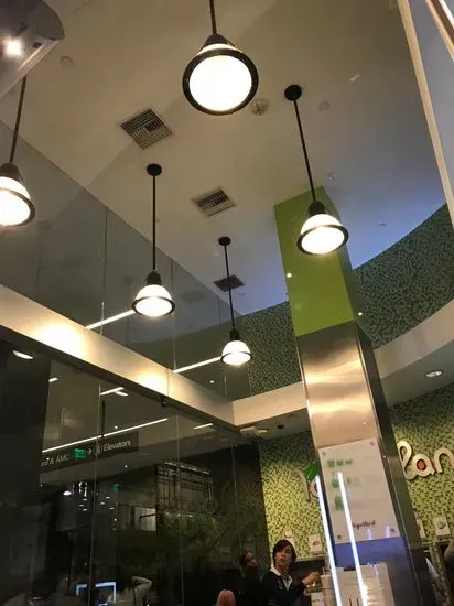 Yogurtland Century City Mall