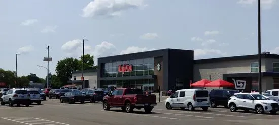 Hy-Vee Grocery Store