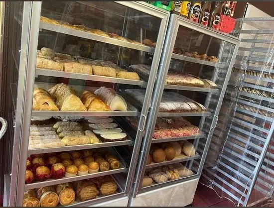 La Conchita Bakery