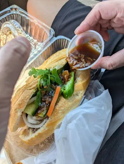 Banh Mi Hoa Phat