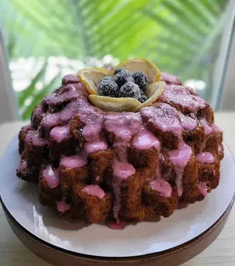 Boozy Bundt Cocktail Cakes