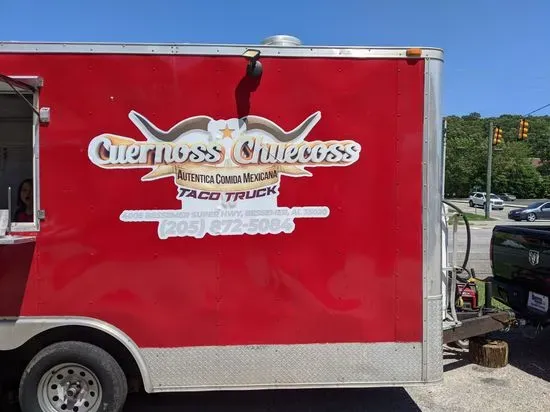 Cuernoss Chuecoss Taco Truck