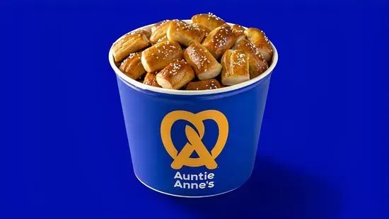 Auntie Anne's Food Truck