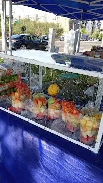 Frutas picada y raspados de fruta natural