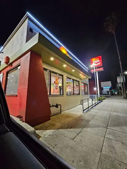 Del Taco