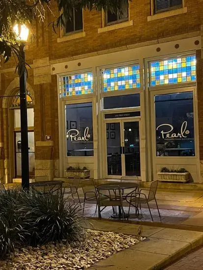 Pearl Passionate Cuisine and Cocktails