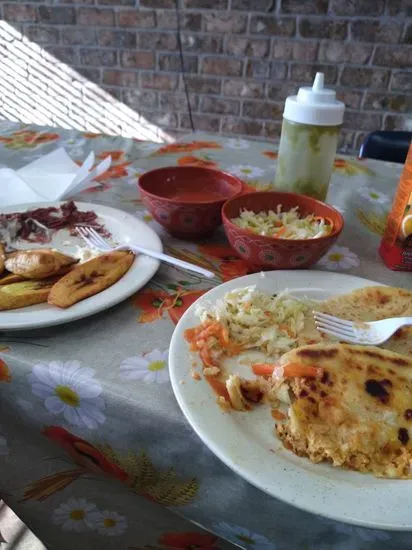 Taqueria La Dona Comida Hondurena Y Mexicana