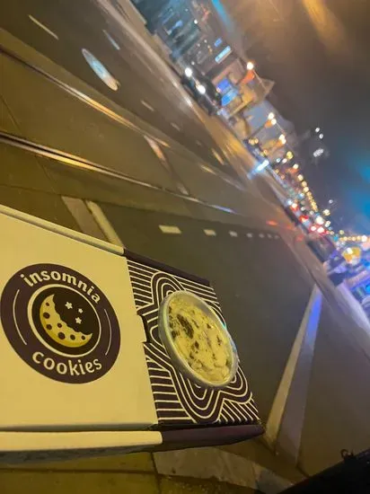 Insomnia Cookies