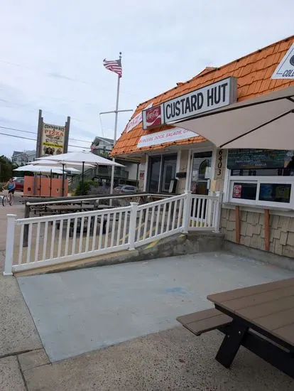 Custard Hut and Pizza