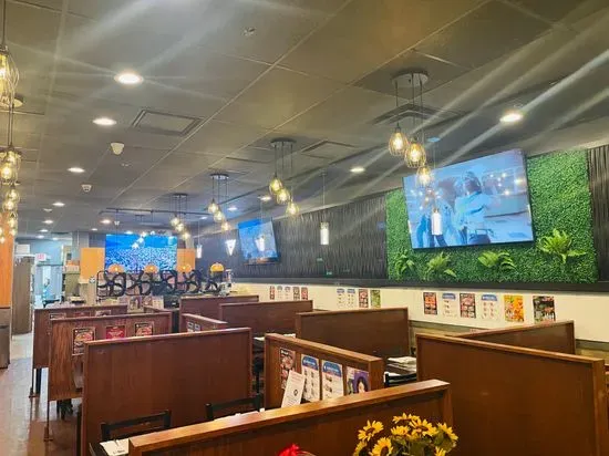 Tang Korean Restaurant (탕 한식당)