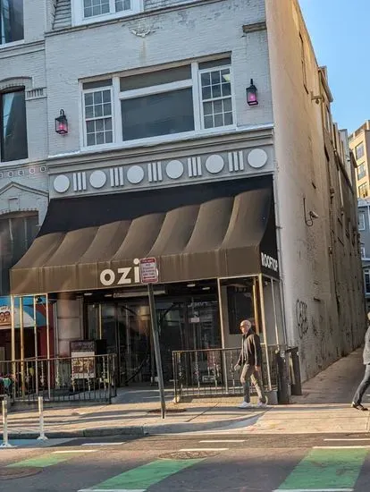 Ozio Restaurant & Lounge