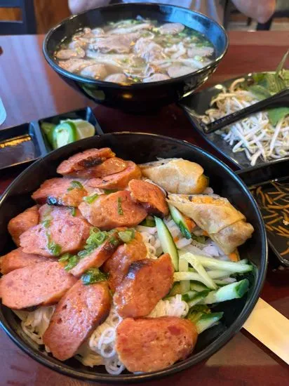 Kim's Kitchen Vietnamese Noodles and Grills