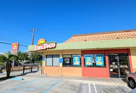 Del Taco