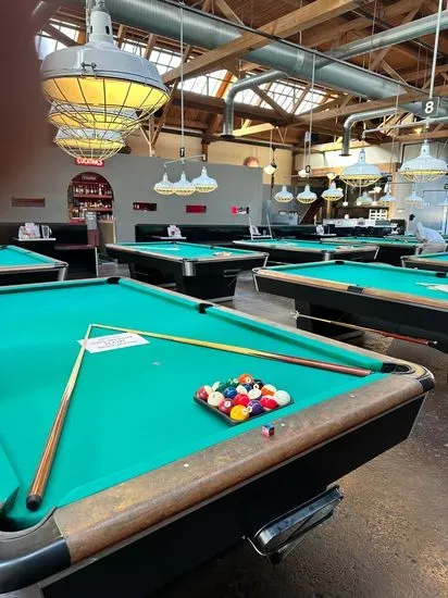 Garage Billiards & Bowl