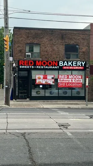 Red moon bakery and sweets